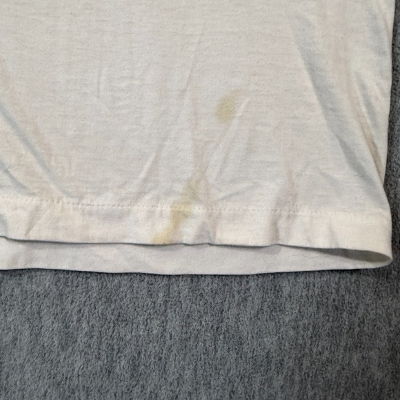 Guess T-Shirt Men Small White Neon Pink Green Vertical Spell Out Vintage 90s Tee - Picture 2 of 7